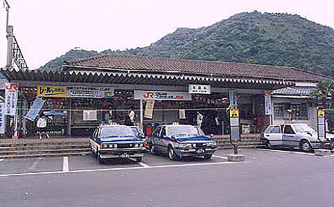 ���Y���@�L�c�w