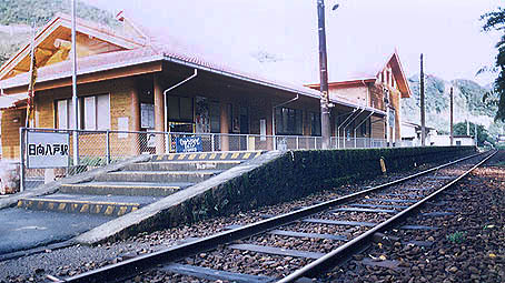 �������@�������ˉw