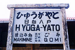 �������@�������ˉw