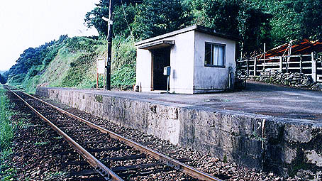 �������@���w