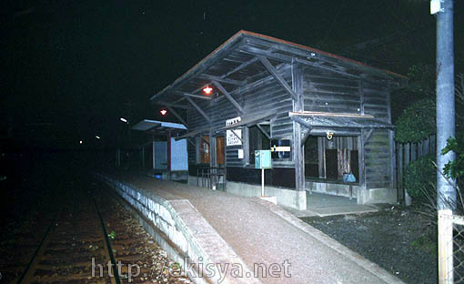 �������@���w