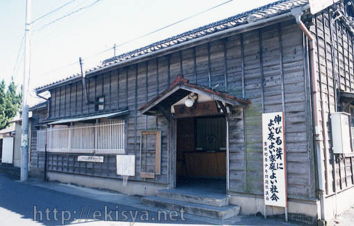 �{�c���@����w