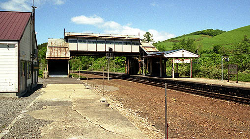 ������@����w