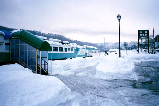 �y�����@�y���w