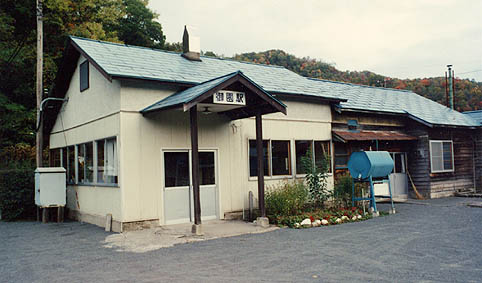 �_�U���@�䉀�w