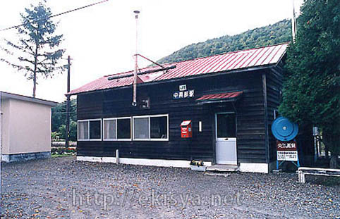 ������@�������w