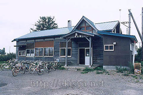 ������@�N�ʉw