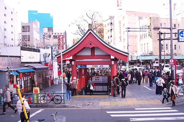 �������g���E�󑐉w