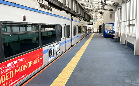 �Ó샂�m���[���E�Ó�]�̓��w