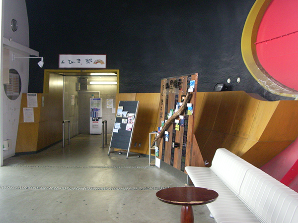 �k�z�}�s ���т��w