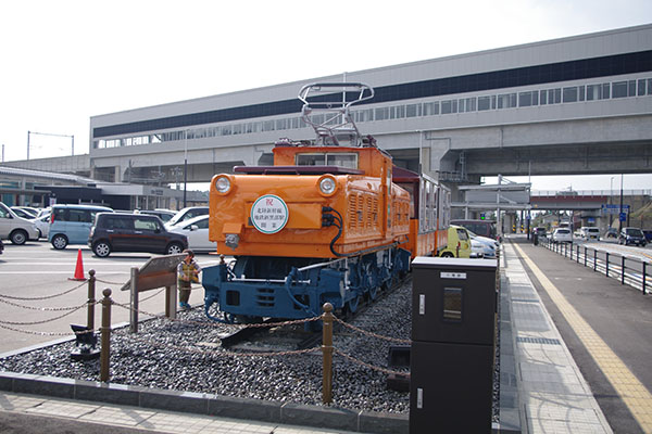 �V�����w