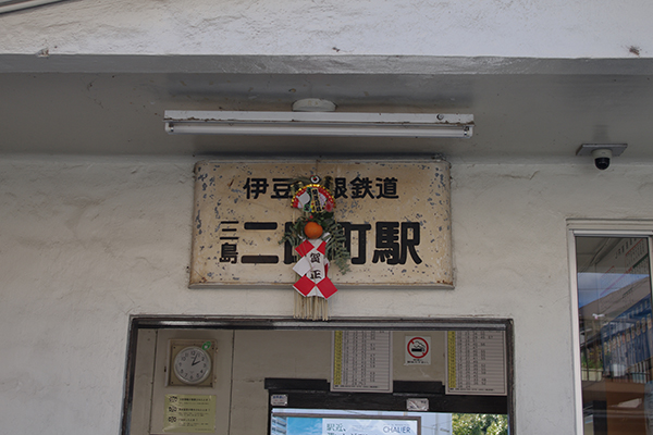 �O��������w