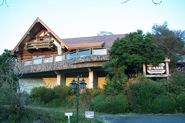 ��P��C�݉w