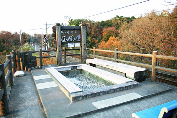 ��P��C�݉w