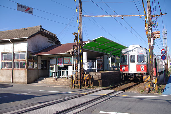 �������w