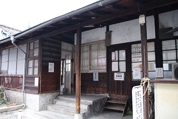 ���L�d�����s�w