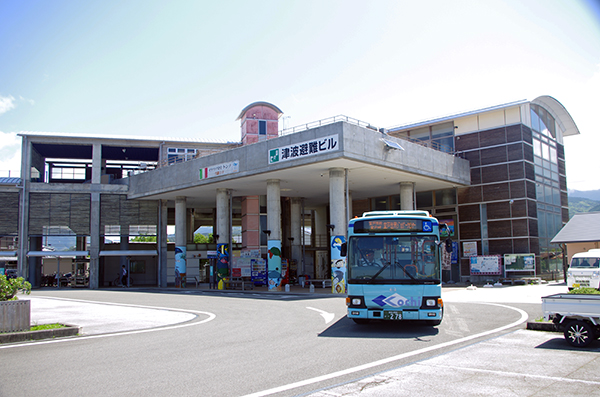 奈半利駅
