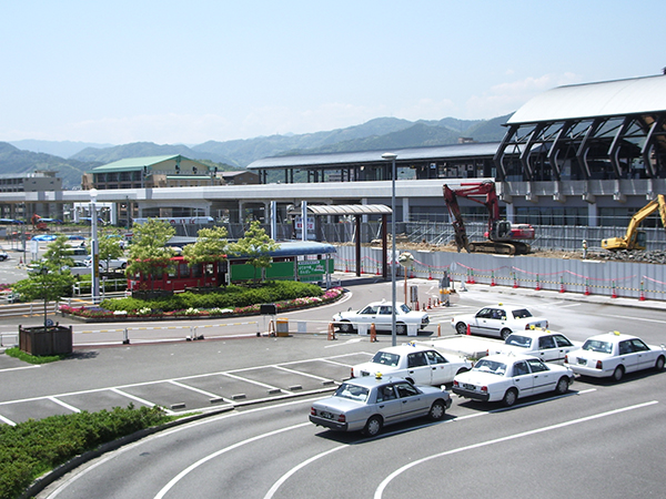 高知駅前駅
