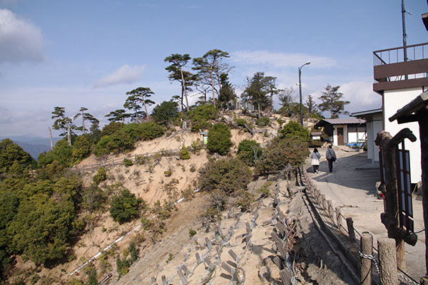 �{�����[�v�E�G�[�@���q��w