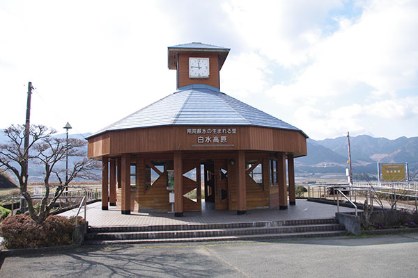 �숢�h���̐��܂�闢���������w